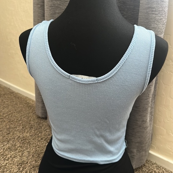 Parisian Blue crop tee - 8 - Picture 3 of 5